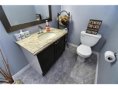 100 Stone Church Road E, Hamilton, ON - Indoor Photo Showing Bathroom