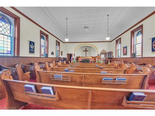 35 Merrit Street, York, ON - Indoor Photo Showing Other Room