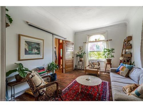 97 Augusta Street, Hamilton, ON - Indoor Photo Showing Living Room