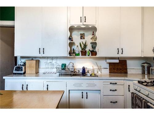 97 Augusta Street, Hamilton, ON - Indoor Photo Showing Kitchen