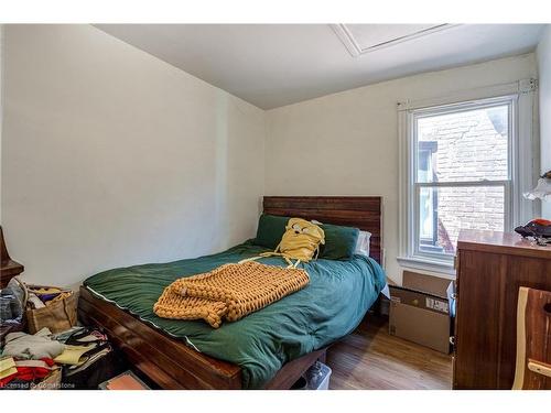 97 Augusta Street, Hamilton, ON - Indoor Photo Showing Bedroom