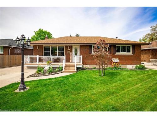 11 Glengarry Road, St. Catharines, ON - Outdoor With Deck Patio Veranda