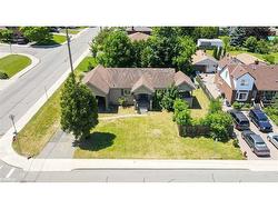 368 Caledon Avenue  Hamilton, ON L9C 3E3