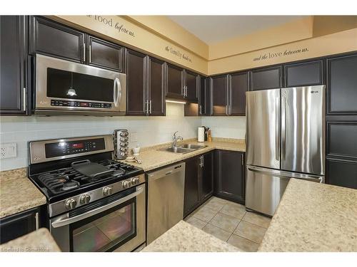 51 Redcedar Crescent, Stoney Creek, ON - Indoor Photo Showing Kitchen With Double Sink