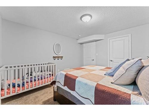 13-418 Nelson Street, Norfolk, ON - Indoor Photo Showing Bedroom