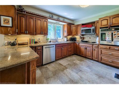 120 Pauline Johnson Road, Caledonia, ON - Indoor Photo Showing Kitchen