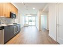 301-415 Main Street W, Hamilton, ON  - Indoor Photo Showing Kitchen 