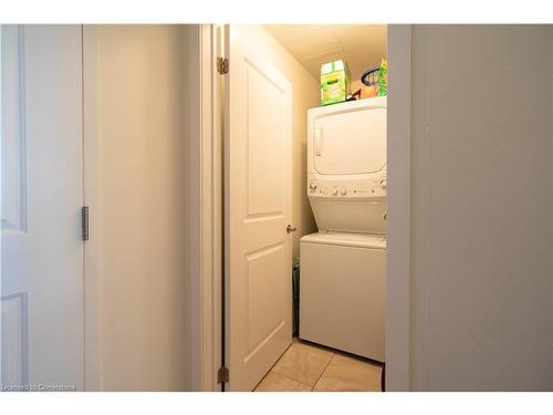 230-5010 Corporate Drive, Burlington, ON - Indoor Photo Showing Laundry Room