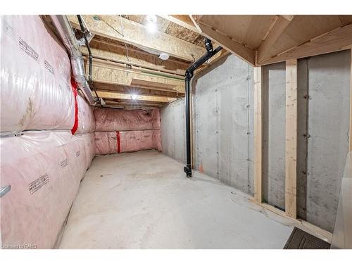 391 Athabasca Common, Oakville, ON - Indoor Photo Showing Basement