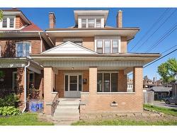 76 Spadina Avenue  Hamilton, ON L8M 2X3