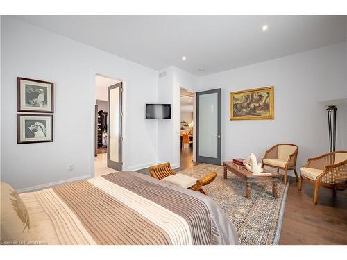 10 David Lowrey Court, Niagara-On-The-Lake, ON - Indoor Photo Showing Bedroom