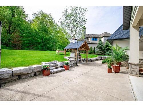 10 David Lowrey Court, Niagara-On-The-Lake, ON - Outdoor