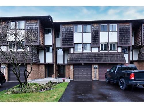 14 Thistle Lane, Dundas, ON - Outdoor With Facade