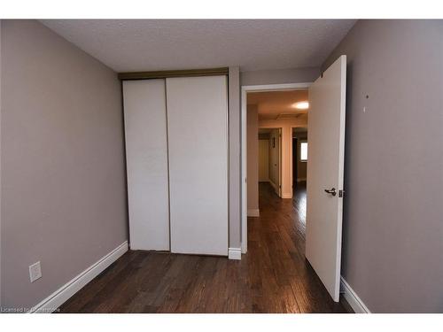 14 Thistle Lane, Dundas, ON - Indoor Photo Showing Other Room