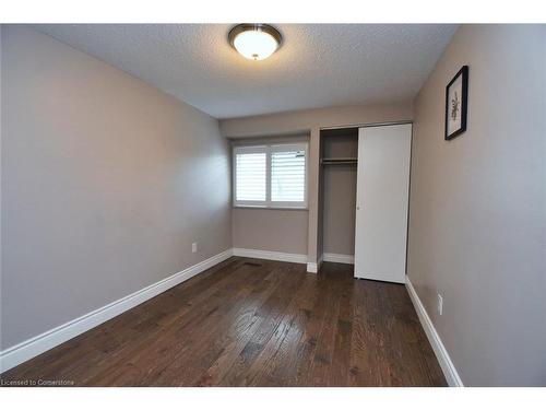 14 Thistle Lane, Dundas, ON - Indoor Photo Showing Other Room