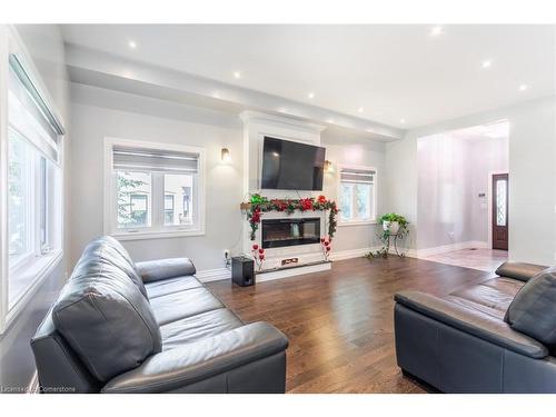 90 Main Street E, Grimsby, ON - Indoor Photo Showing Living Room With Fireplace