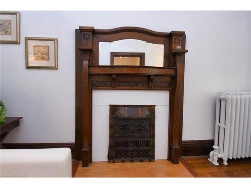 185 Fairleigh Avenue S, Hamilton, ON - Indoor With Fireplace