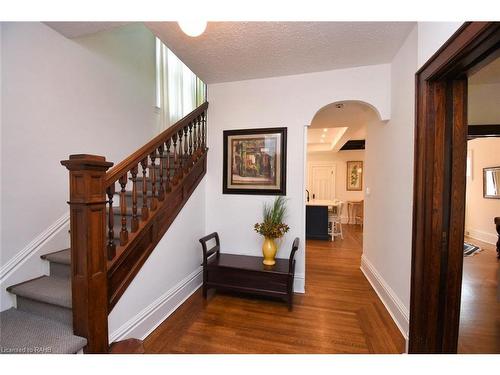 185 Fairleigh Avenue S, Hamilton, ON - Indoor Photo Showing Other Room