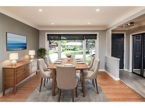 118 Seneca Drive, Ancaster, ON - Indoor Photo Showing Dining Room