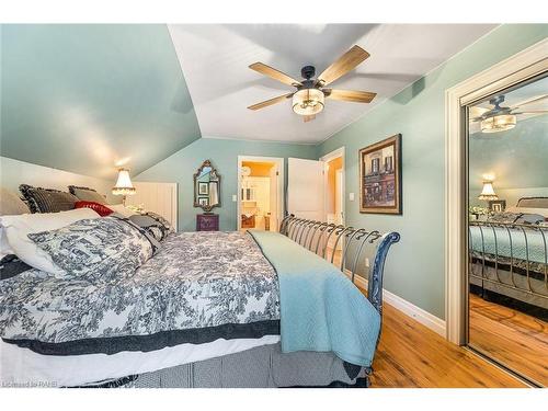 18234 Mississauga Road, Caledon, ON - Indoor Photo Showing Bedroom