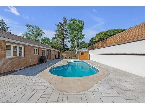 837 Danforth Place, Burlington, ON - Outdoor With In Ground Pool With Exterior