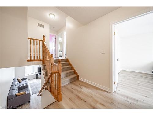 1148 Upper Wentworth Street, Hamilton, ON - Indoor Photo Showing Other Room