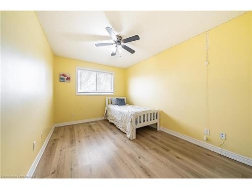 1148 Upper Wentworth Street, Hamilton, ON - Indoor Photo Showing Bedroom