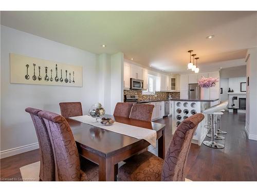 87 Monte Drive, Hamilton, ON - Indoor Photo Showing Dining Room