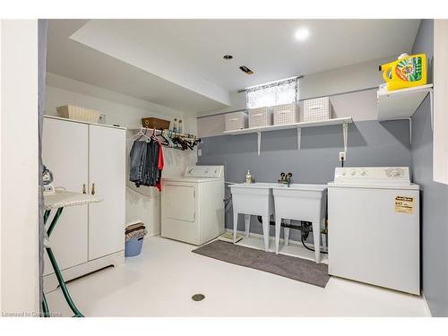 87 Monte Drive, Hamilton, ON - Indoor Photo Showing Laundry Room