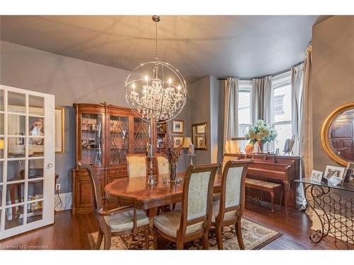 113 Dufferin Avenue, Brantford, ON - Indoor Photo Showing Dining Room