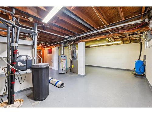 6299 Guelph Line, Burlington, ON - Indoor Photo Showing Basement