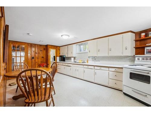 6299 Guelph Line, Burlington, ON - Indoor Photo Showing Kitchen