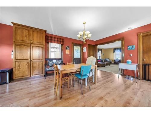 4932 Fly Road, Lincoln, ON - Indoor Photo Showing Dining Room