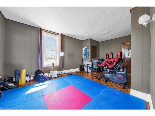 4932 Fly Road, Lincoln, ON - Indoor