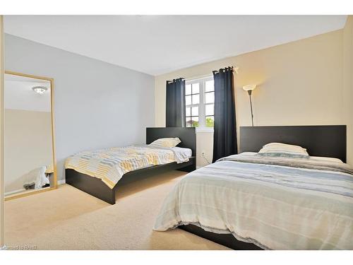 196 Bradley Avenue, Binbrook, ON - Indoor Photo Showing Bedroom