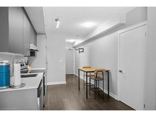 B602-3200 Dakota Common, Burlington, ON - Indoor Photo Showing Kitchen With Double Sink With Upgraded Kitchen