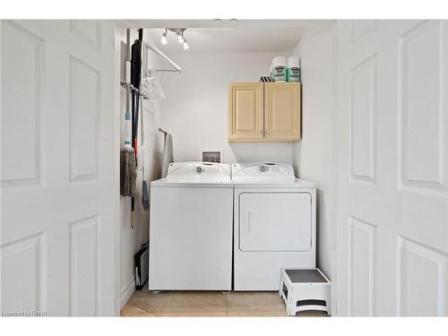 2189 Niagara Parkway, Fort Erie, ON - Indoor Photo Showing Laundry Room