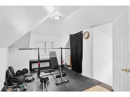 54 Spadina Avenue, Hamilton, ON - Indoor Photo Showing Gym Room