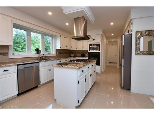 237 Highland Road E, Stoney Creek, ON - Indoor Photo Showing Kitchen