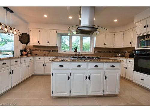 237 Highland Road E, Stoney Creek, ON - Indoor Photo Showing Kitchen