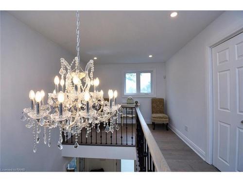 237 Highland Road E, Stoney Creek, ON - Indoor Photo Showing Dining Room