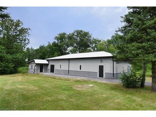 237 Highland Road E, Stoney Creek, ON - Outdoor