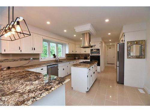 237 Highland Road E, Stoney Creek, ON - Indoor Photo Showing Kitchen With Double Sink