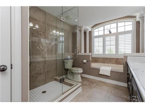 264 Dorchester Drive, Grimsby, ON - Indoor Photo Showing Bathroom