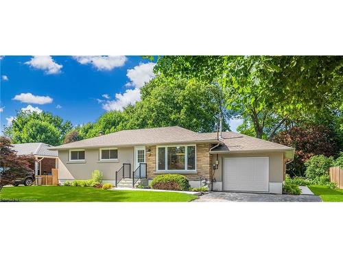 32 Strathcona Drive, Fonthill, ON - Outdoor