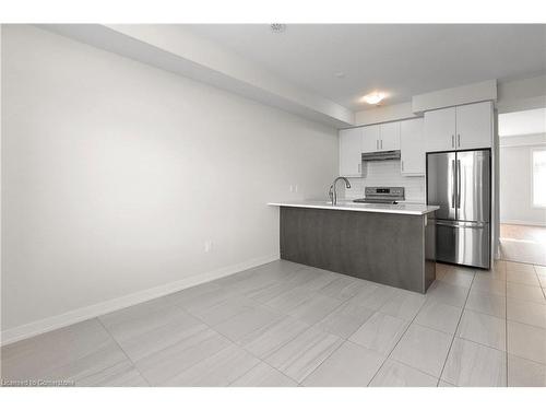 27-590 North Service Road, Hamilton, ON - Indoor Photo Showing Kitchen With Stainless Steel Kitchen