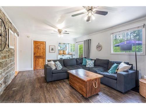 1539 Brock Road, Flamborough, ON - Indoor Photo Showing Living Room