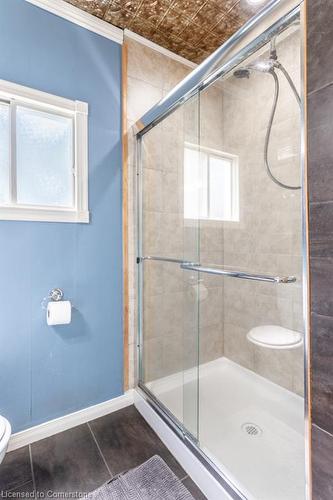 1539 Brock Road, Flamborough, ON - Indoor Photo Showing Bathroom