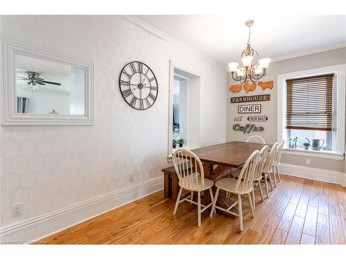 1539 Brock Road, Flamborough, ON - Indoor Photo Showing Dining Room