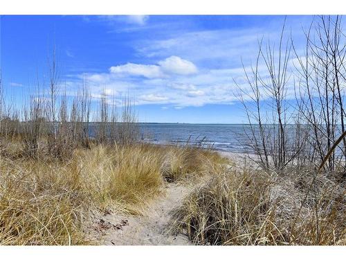 1060 Beach Boulevard, Hamilton, ON - Outdoor With View